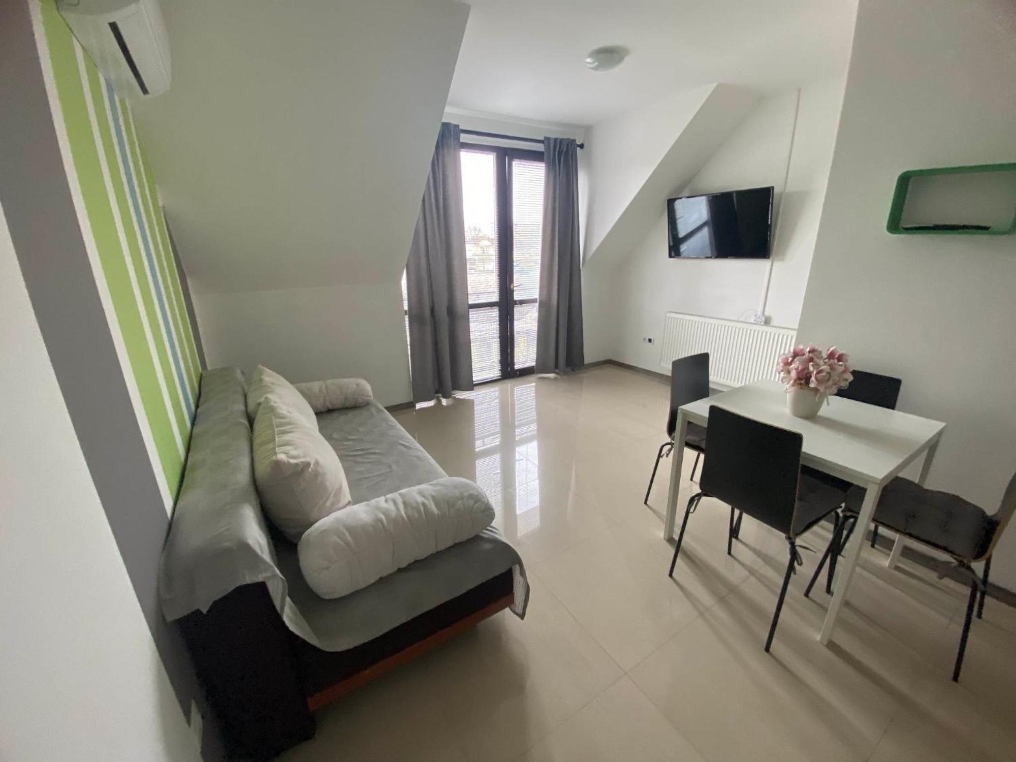 Hajdúszoboszló Lexy Family Apartman מראה חיצוני תמונה